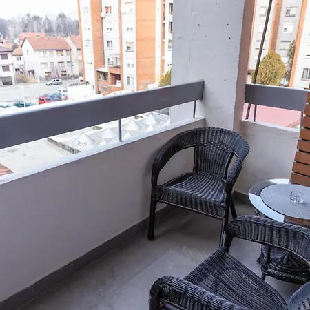 Apartment Lux 3 *